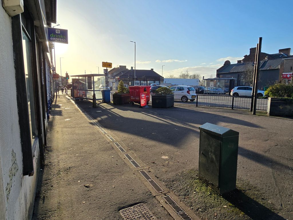 Additional image 11 of 2 bed flat for sale12 E East High Street, Airdrie, North Lanarkshire ML6