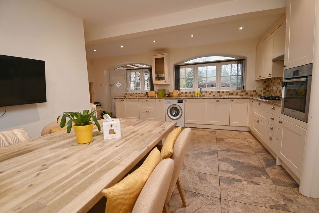 Additional image 11 of 5 bed country house for saleKingwell Road, Worsbrough, Barnsley S70
