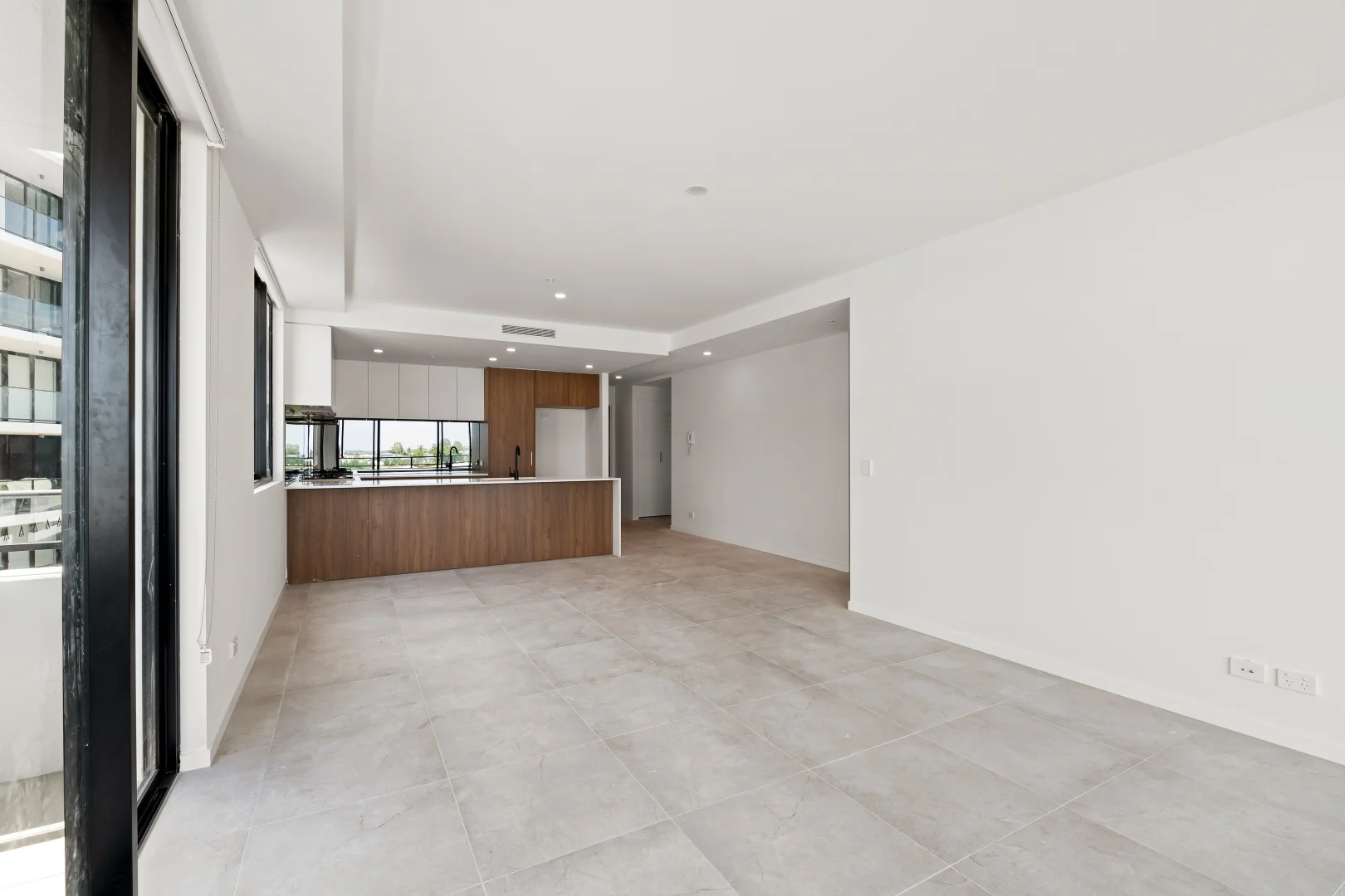 Additional image 3 of 2408/1 Grant Avenue, Hope Island QLD 4212