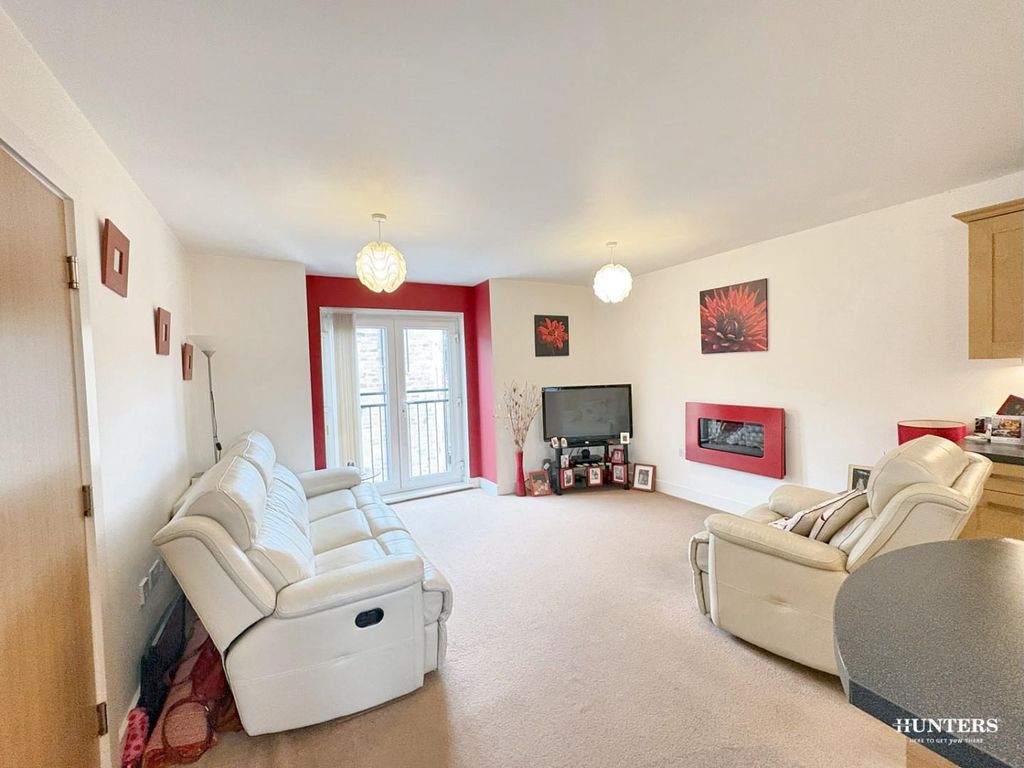 Additional image 8 of 2 bed flat for saleRotary Close, Dewsbury WF13
