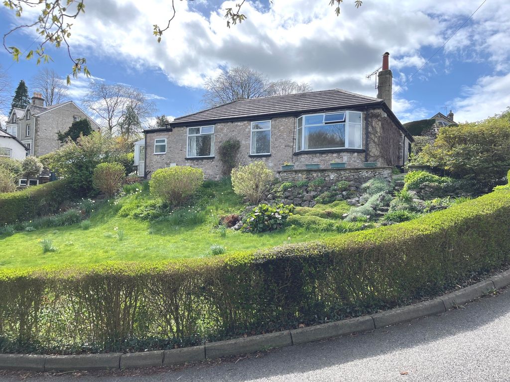 3 bed detached bungalow for saleThe Yeld, Bakewell DE45