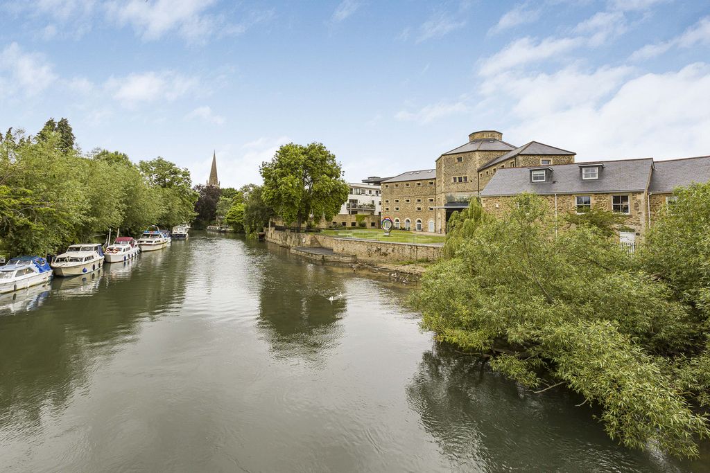 Additional image 7 of 2 bed flat for saleThe Old Gaol, Abingdon OX14