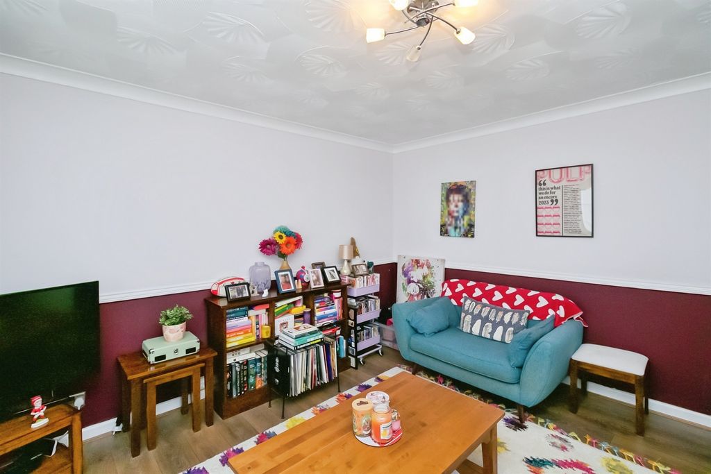 Additional image 15 of 2 bed flat for saleBarrians Way, Barry CF62