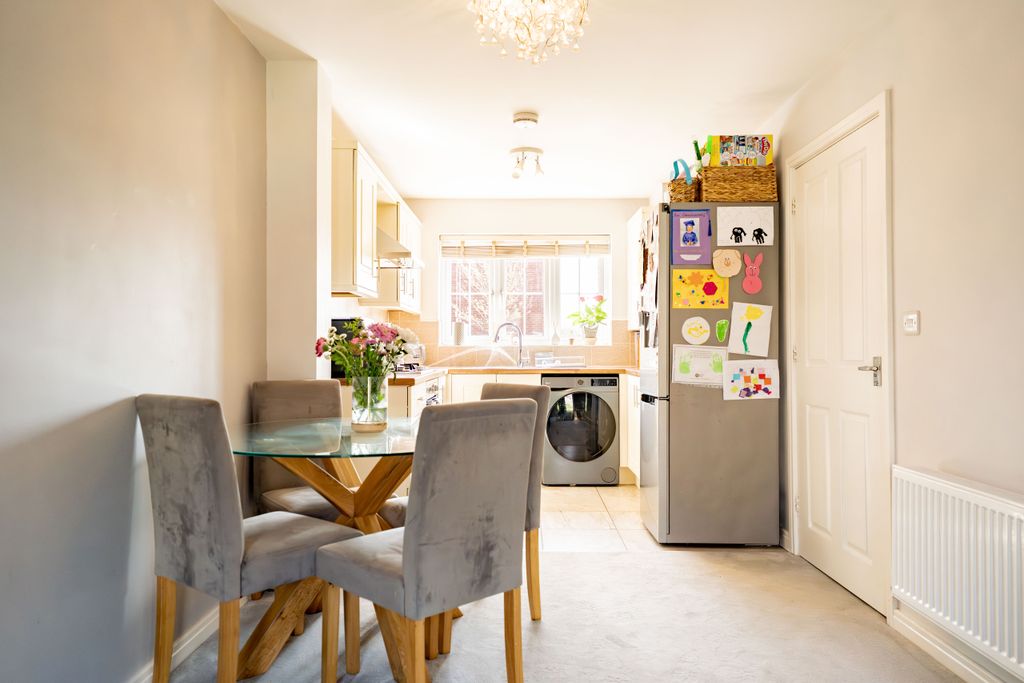Additional image 6 of 3 bed semi-detached house for saleCooper Close, Markfield, Leicester, Leicestershire LE67
