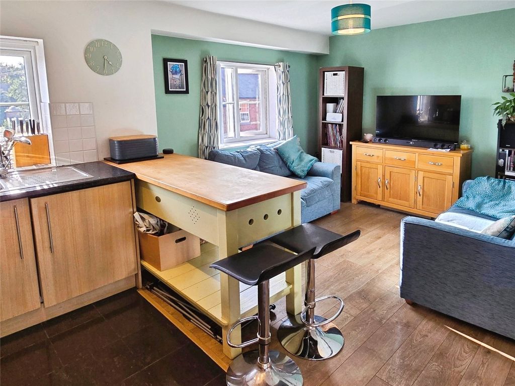Additional image 11 of 2 bed flat for saleGittin Street, Oswestry, Shropshire SY11