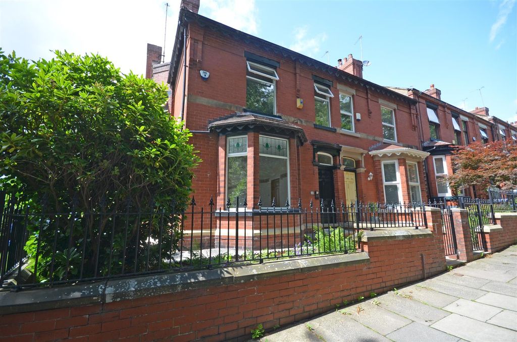 3 bed end terrace house for saleMellor Road, Ashton-Under-Lyne OL6