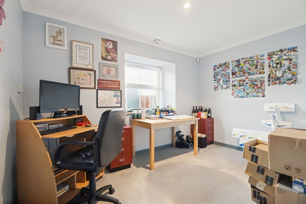 Additional image 15 of 6 bed detached house for saleOverglinns, Fintry, Glasgow G63