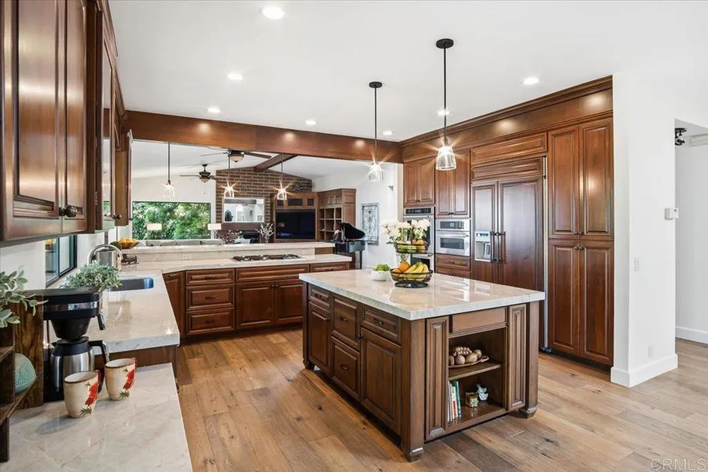 Additional image 13 of 734 Avocado Ct, Del Mar, CA 92014