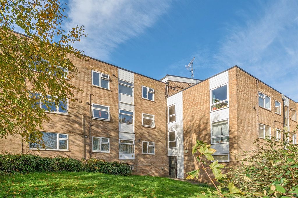 1 bed flat for saleHilltop Road, Berkhamsted HP4