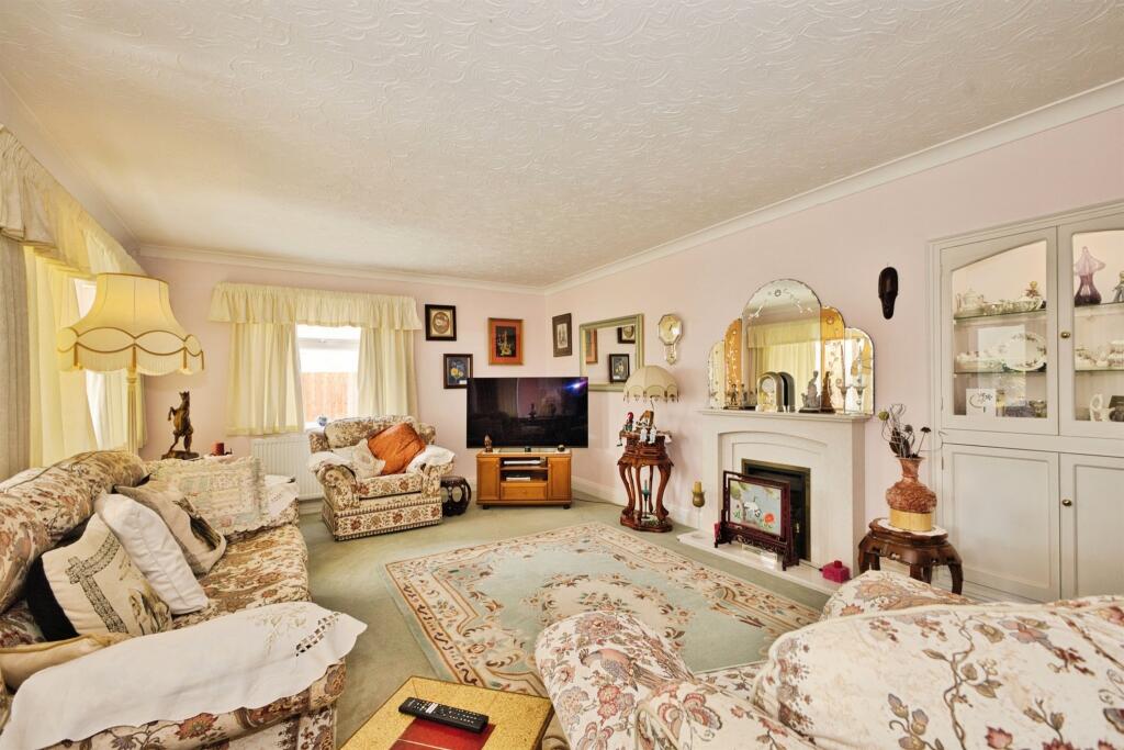 Additional image 5 of Beaconfield Road, YEOVIL