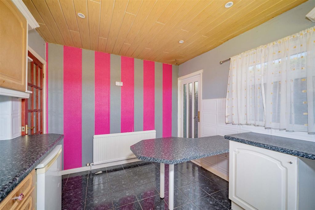 Additional image 6 of 4 bed detached bungalow for saleAffleck Gardens, Monikie, Broughty Ferry, Dundee DD5