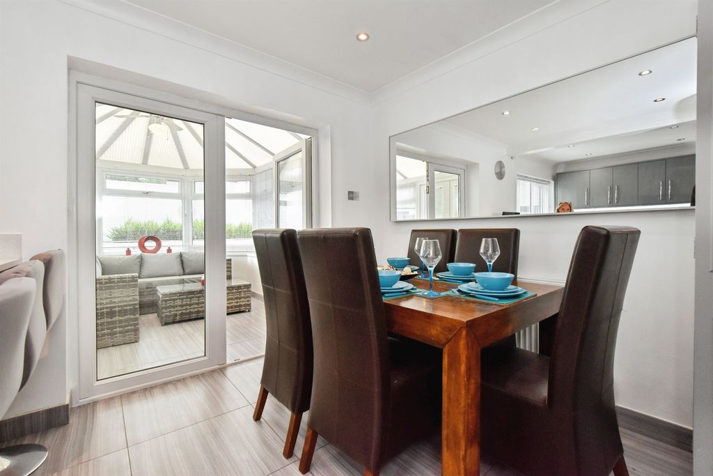 Additional image 11 of 4 bed detached house for saleCypress Court, Aberdare CF44