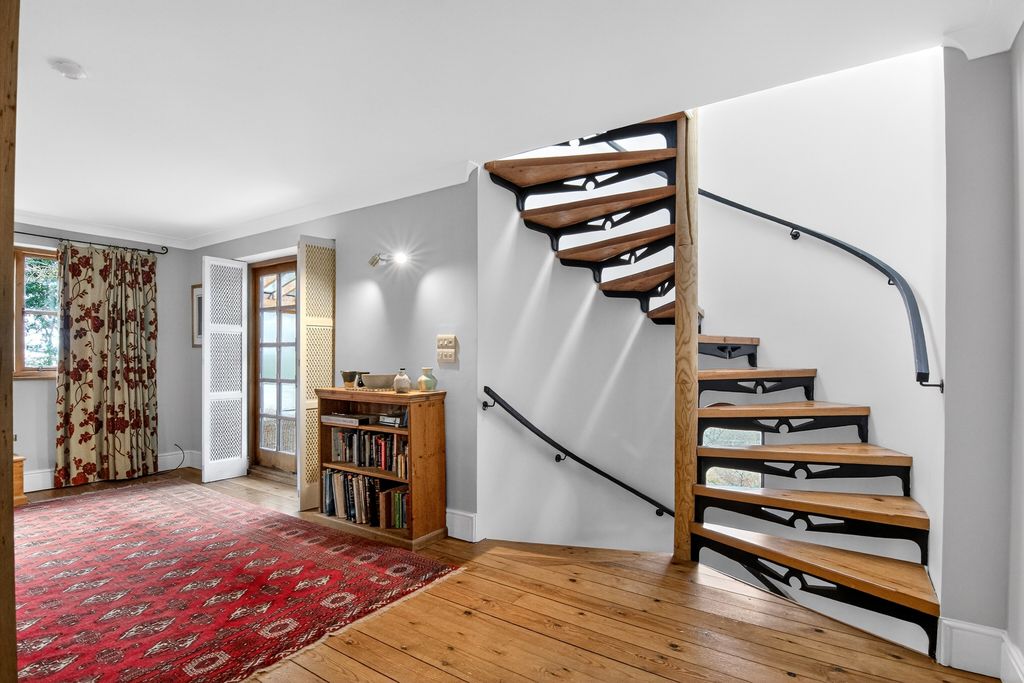 Additional image 3 of 5 bed detached house for saleLynhurst Avenue, Barnstaple EX31