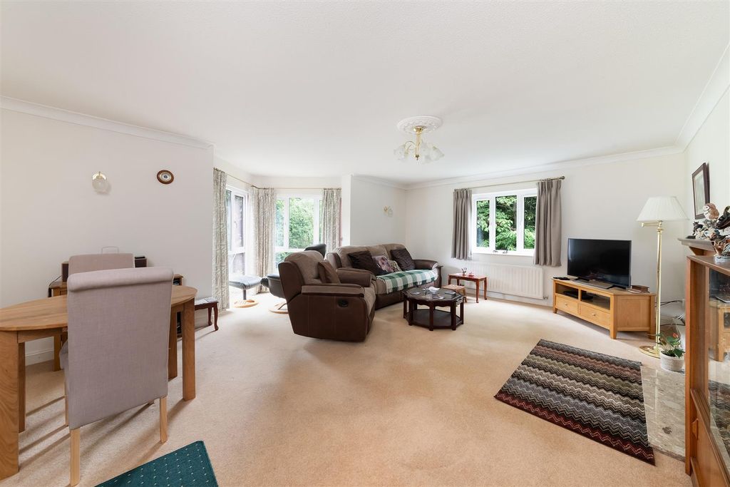 Additional image 2 of 2 bed flat for saleHornbeam Close, Woodlands, Banbury OX16