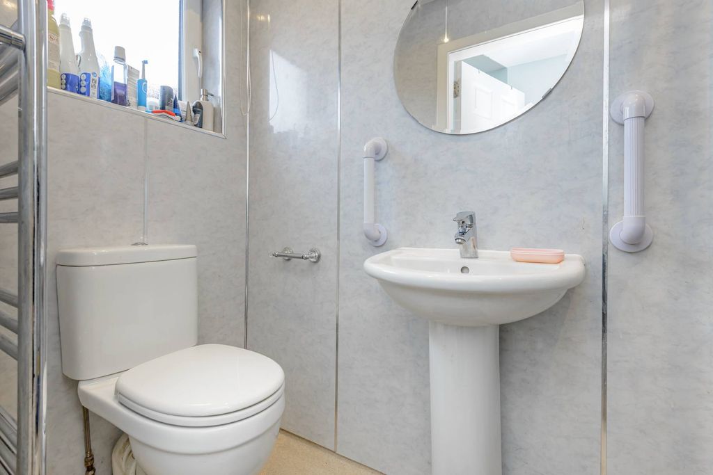 Additional image 8 of 4 bed semi-detached house for saleBaberton Mains Brae, Edinburgh EH14
