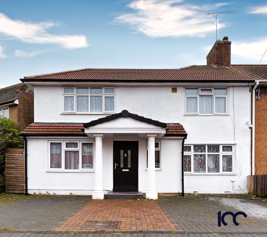 Additional image 3 of 4 bed semi-detached house for saleEliot Road, Dagenham RM9