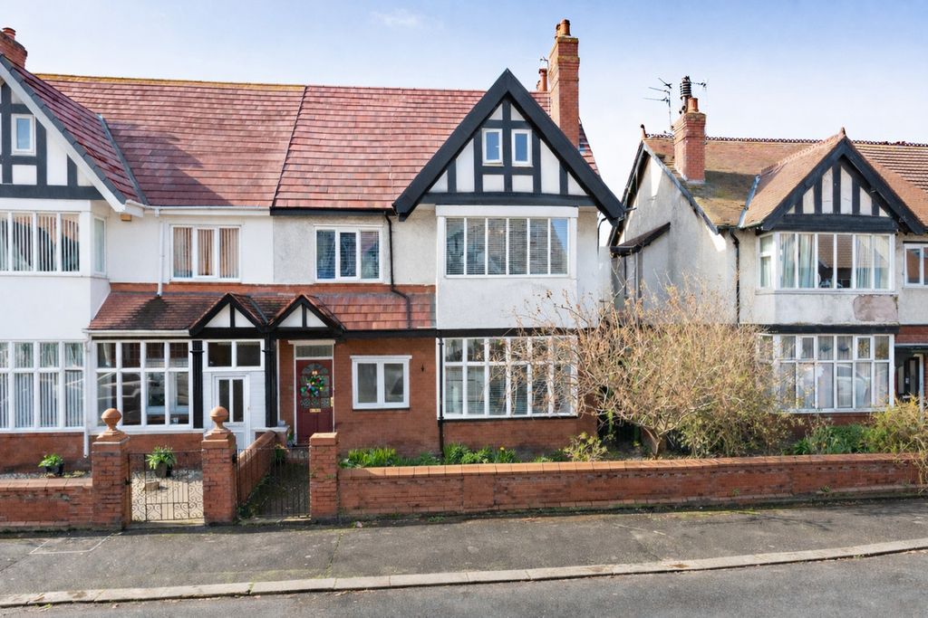 Additional image 2 of 6 bed semi-detached house for salePark Road, Lytham St Annes FY8