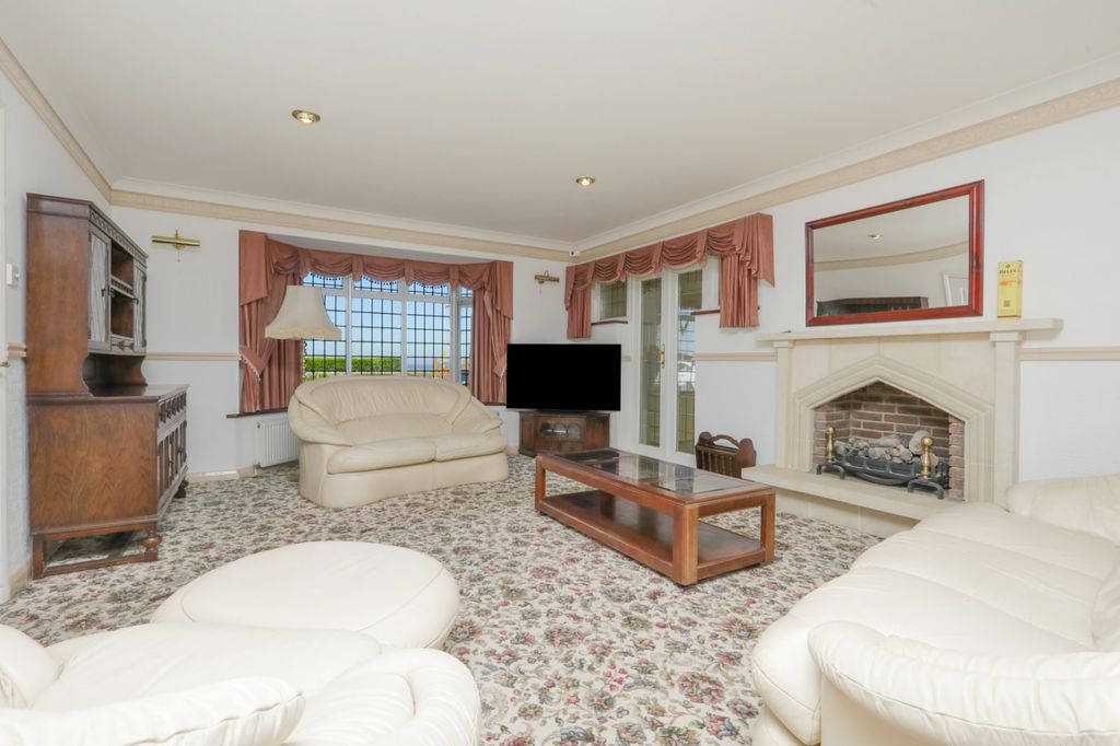 Additional image 5 of 4 bed detached house for saleThe Parade, Birchington, Kent CT7