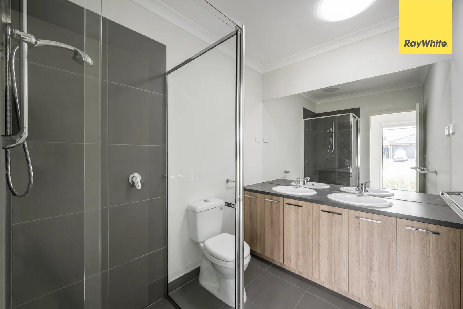 Additional image 4 of 134 Oldbridge Boulevard, Weir Views VIC 3338