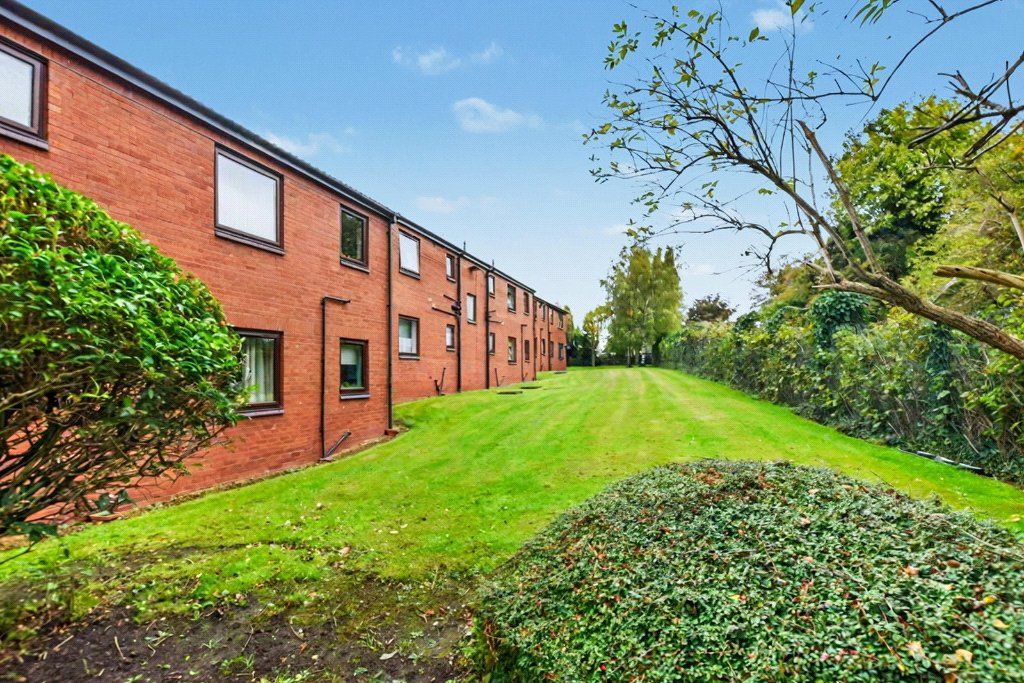 Additional image 8 of 2 bed flat for sale63 Guardian Mews, Lynwood Garth, Leeds, West Yorkshire LS12