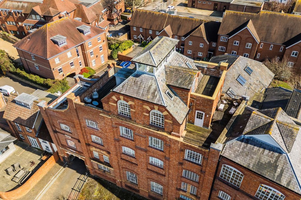 Additional image 30 of 2 bed penthouse for saleCoopers Lane, Abingdon OX14