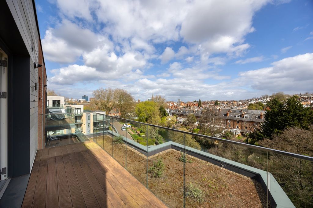 Additional image 7 of 2 bed flat for saleRiverside View, 5-9 Berkeley Avenue, Reading RG1