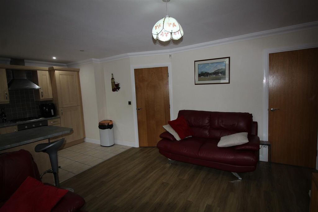 Additional image 13 of 3 bed flat for saleWillow Grove, Dodworth, Barnsley S75