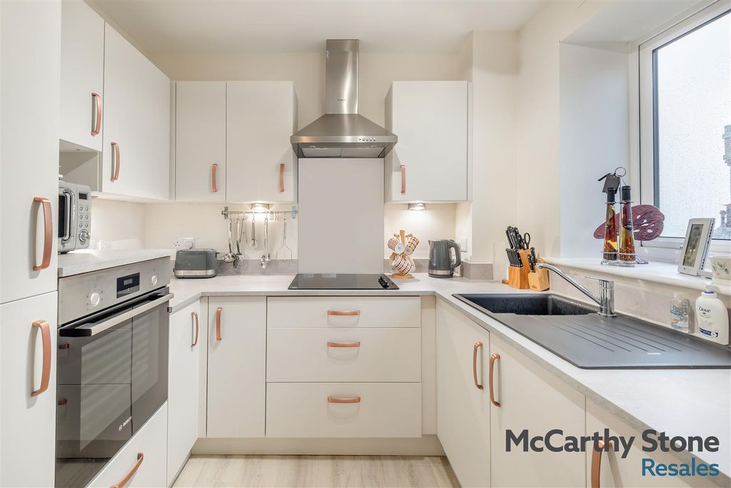 Additional image 6 of 2 bed flat for saleBeckett Grange, Barnsley S70