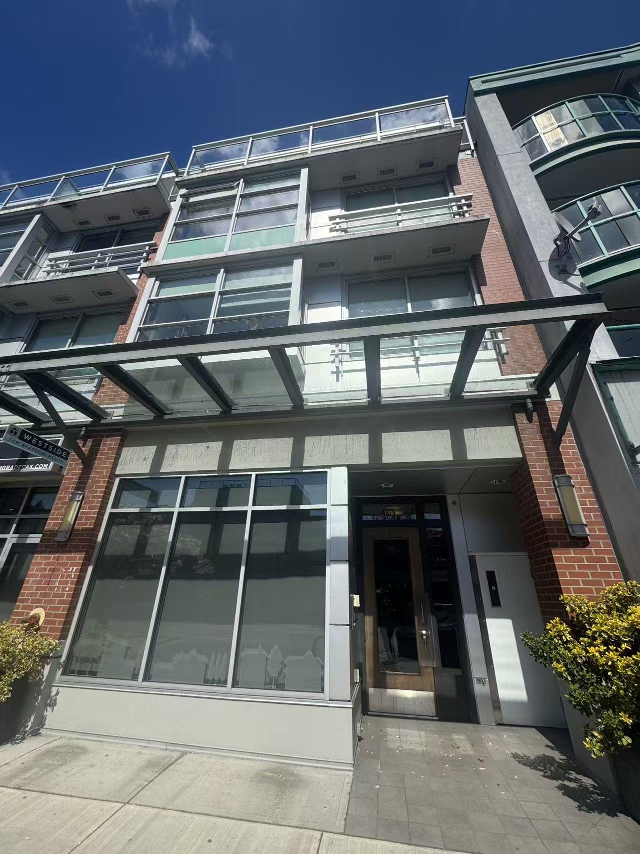 4375 West 10th Avenue, Vancouver, BC, V6R 2H6