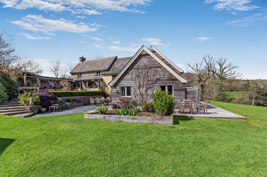 5 bed detached house for saleDiptford, Totnes, Devon TQ9 photo 2
