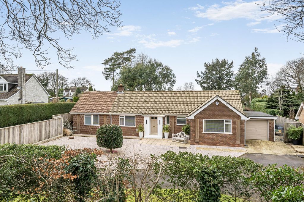 3 bed detached bungalow for saleGreen Lane, Axminster, Devon EX13