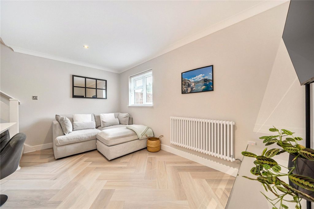 Additional image 7 of 1 bed detached house for saleHawkswell Walk, Woking, Surrey GU21
