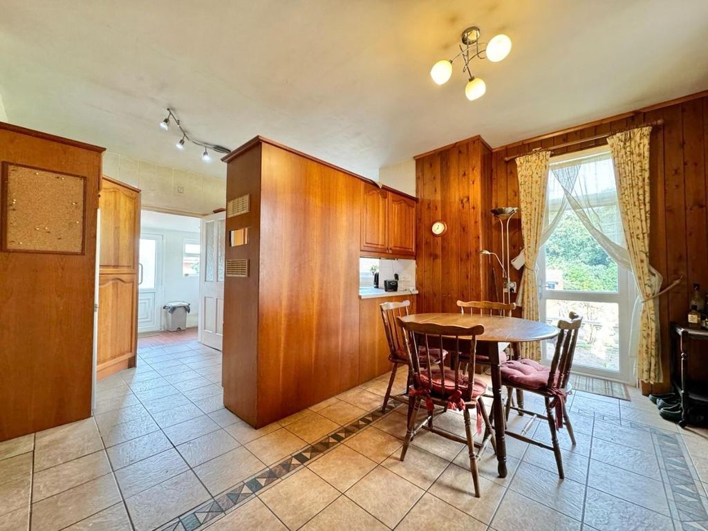 Additional image 10 of 5 bed detached house for saleDoncaster Road, Darfield, Barnsley S73