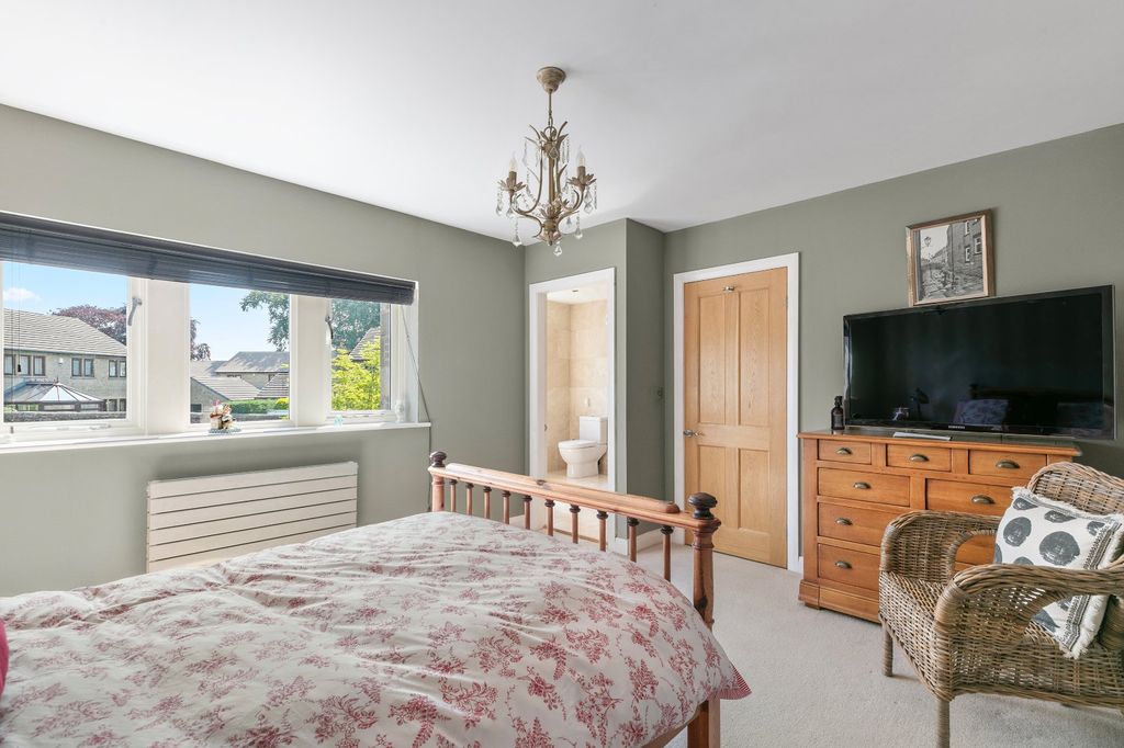 Additional image 21 of 4 bed detached house for salePark Drive, Bingley, West Yorkshire BD16