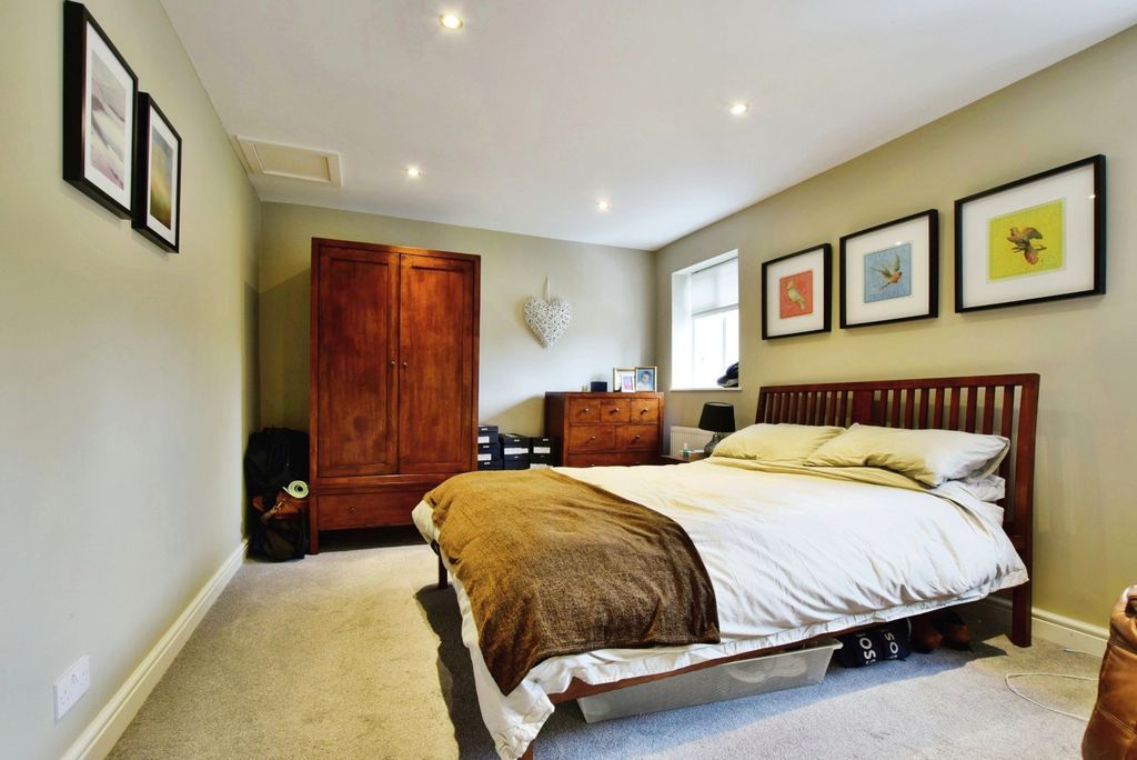 Additional image 4 of 2 bed flat for saleDavey Lane, Alderley Edge, Cheshire SK9