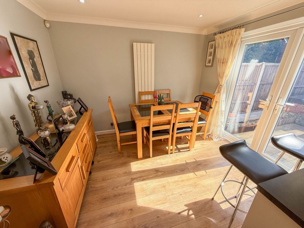 Additional image 12 of 3 bed town house for saleMargeholes, Carpenders Park, Watford WD19