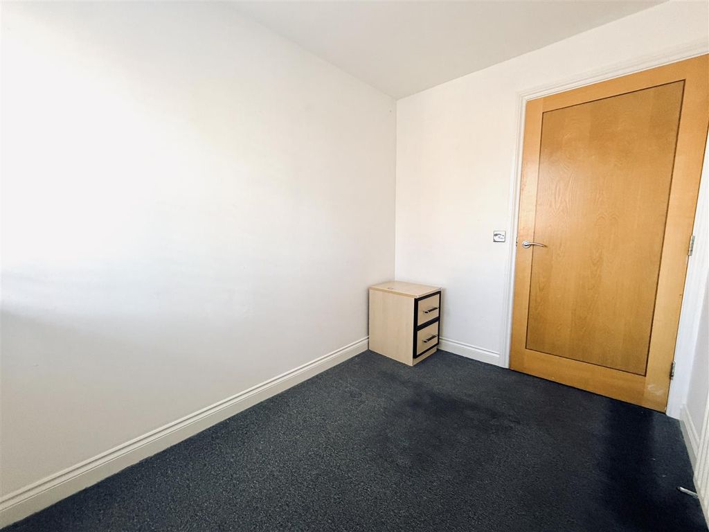 Additional image 19 of 2 bed flat for saleWeldon Road, Broadheath, Altrincham WA14