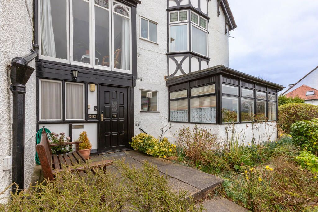 2 bed flat for saleThornbarrow Road, Windermere LA23 photo 5