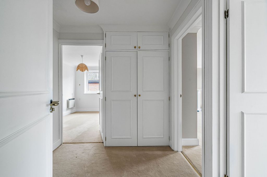 Additional image 6 of 2 bed property for saleGreville Park Road, Ashtead KT21