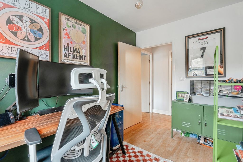 Additional image 15 of 2 bed flat for saleClough Gardens, Haslingden, Rossendale, Lancashire BB4