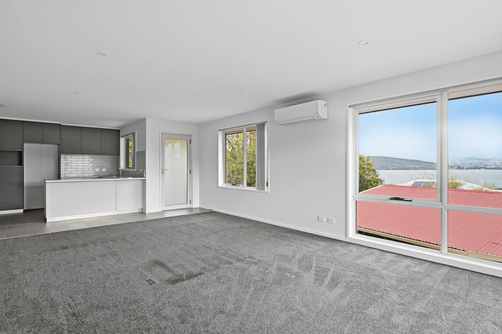 Additional image 2 of 3a Sunnyside Road, Lindisfarne TAS 7015