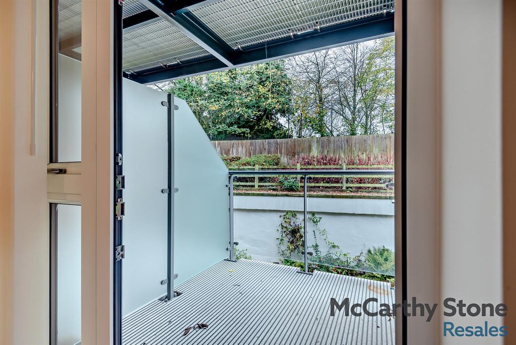 Additional image 4 of 1 bed flat for saleWayfarer Place, The Dean, Alresford SO24