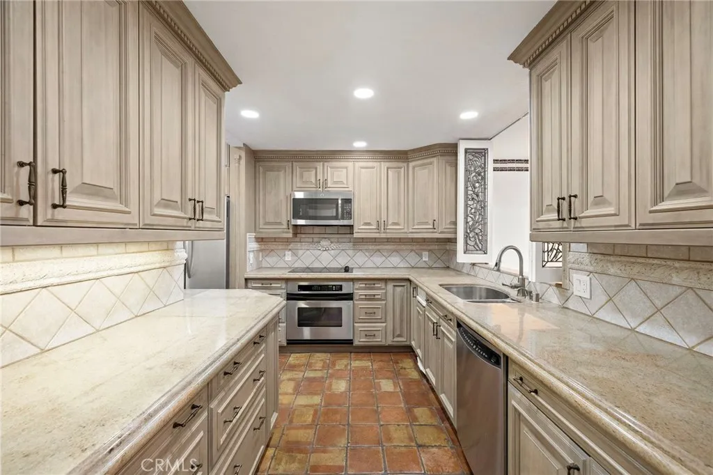 Additional image 78 of 647 Sleepy Hollow Ln, Laguna Beach, CA 92651