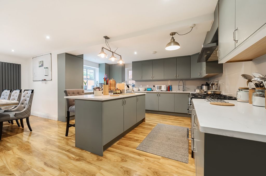 Additional image 3 of 5 bed detached house for saleArbery Way, Arborfield, Reading, Berkshire RG2