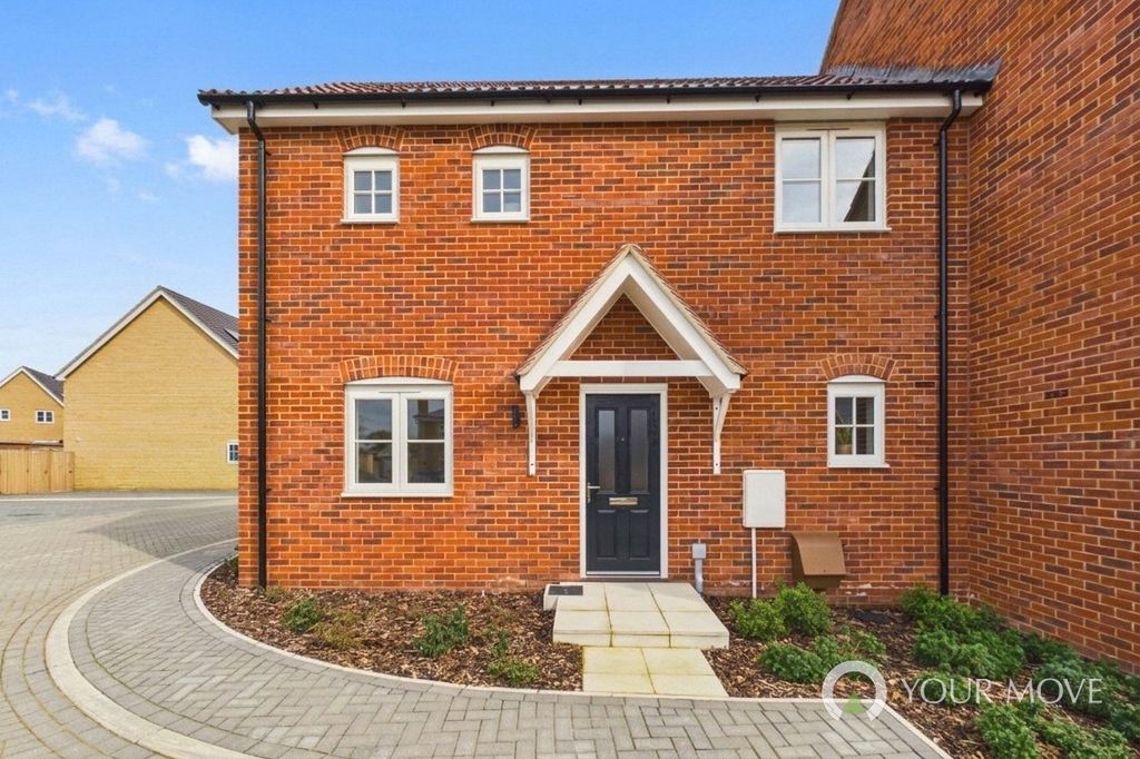 2 bed end terrace house for saleMayfly Way, Beccles, Suffolk NR34