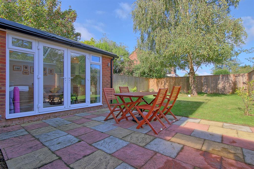Additional image 17 of 3 bed semi-detached house for saleFen Road, Cambridge CB4