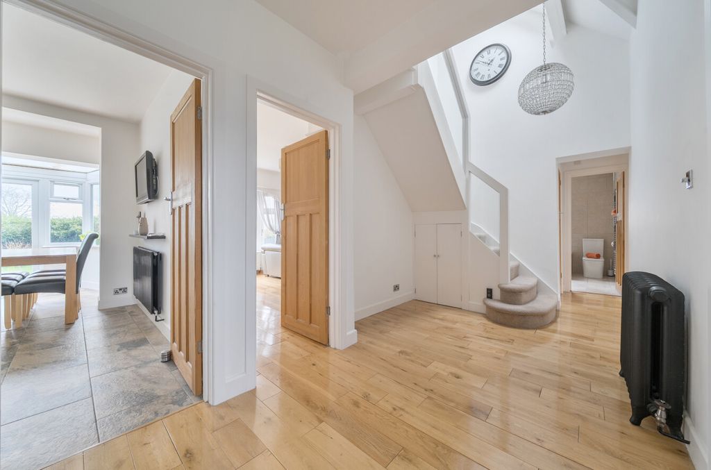 Additional image 5 of 5 bed bungalow for saleOatlands Road, Shinfield, Reading RG2