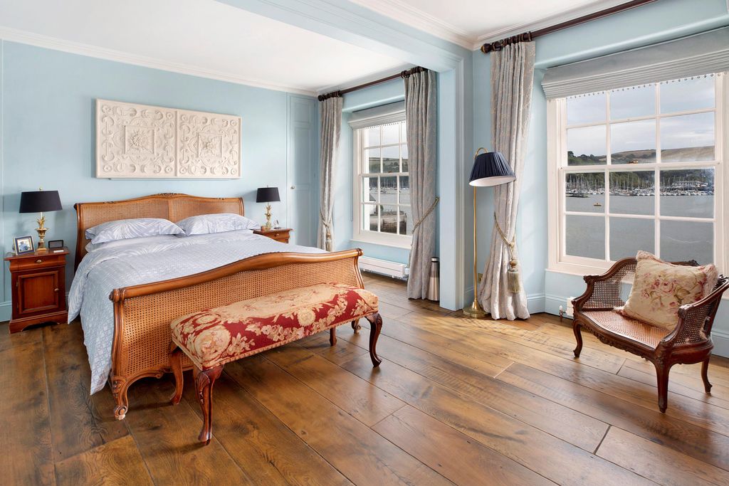 Additional image 5 of 6 bed property for saleBayards Cove, Dartmouth, Devon TQ6