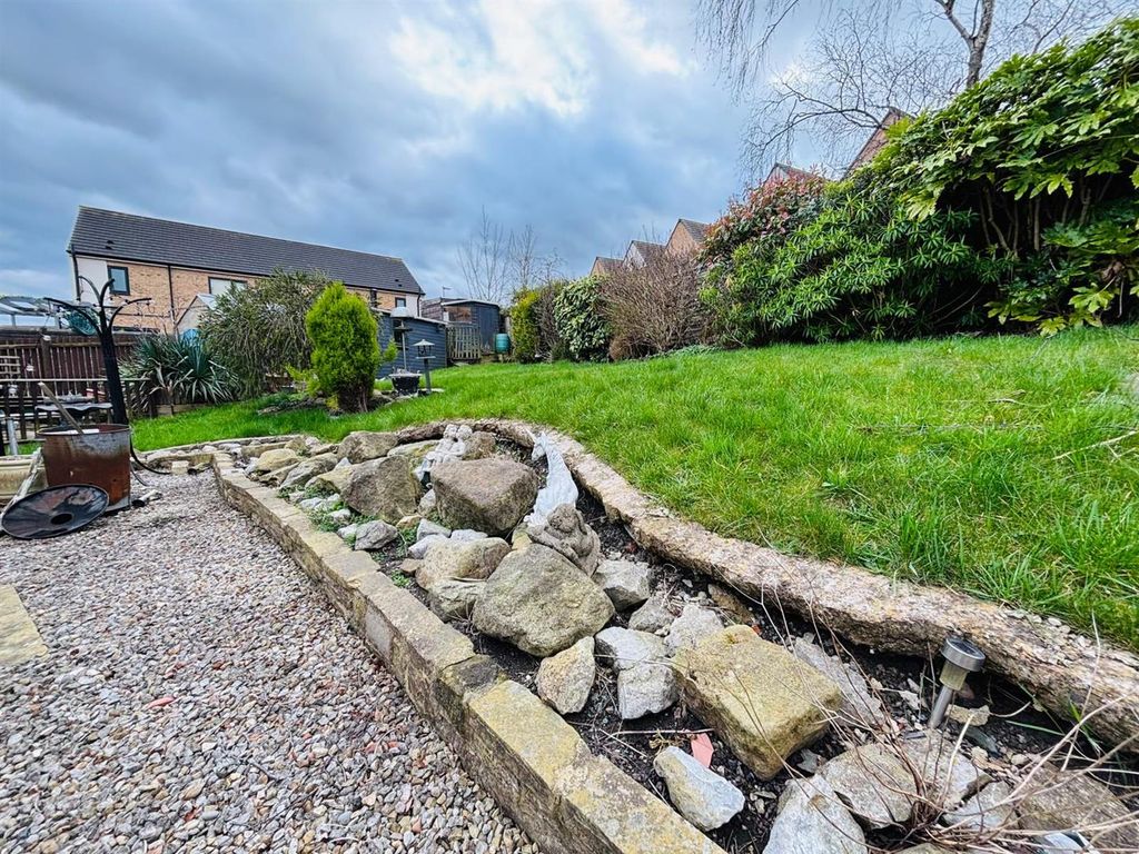 Additional image 16 of 2 bed semi-detached bungalow for saleThornhill Croft, Wortley, Leeds LS12