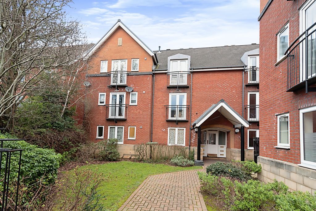 Additional image 14 of 2 bed flat for saleHalliard Court, Barquentine Place, Cardiff CF10